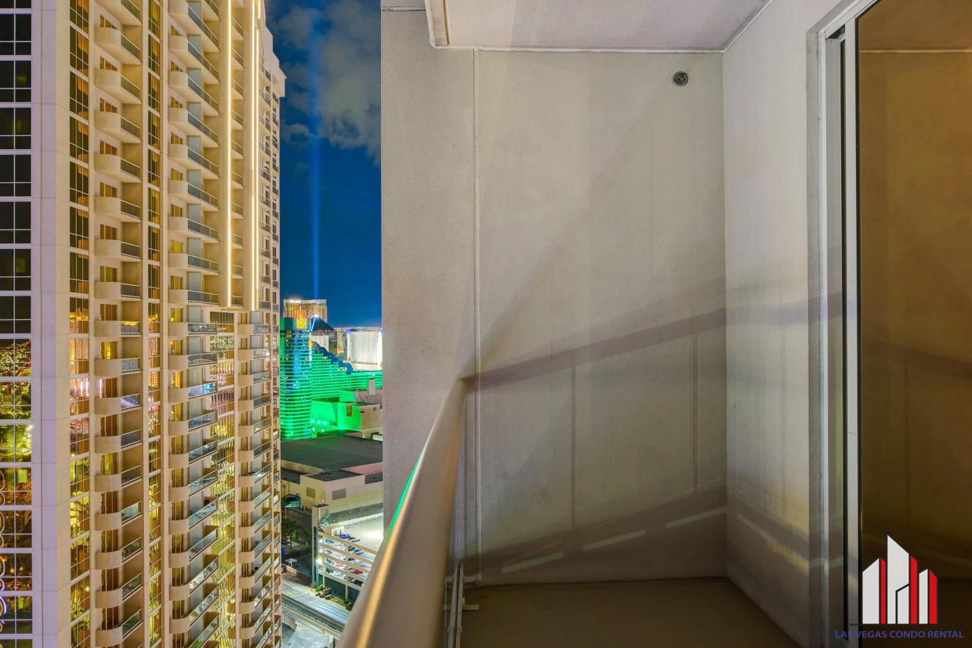 Mgm Signature-28-820 1Br 2Ba F1 Pits View Balcony 拉斯维加斯 外观 照片